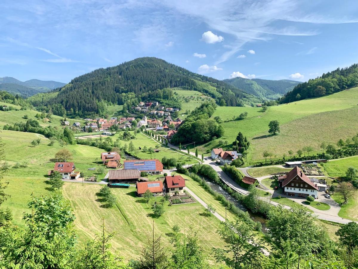 Landhotel Hirschen Oberwolfach Bagian luar foto