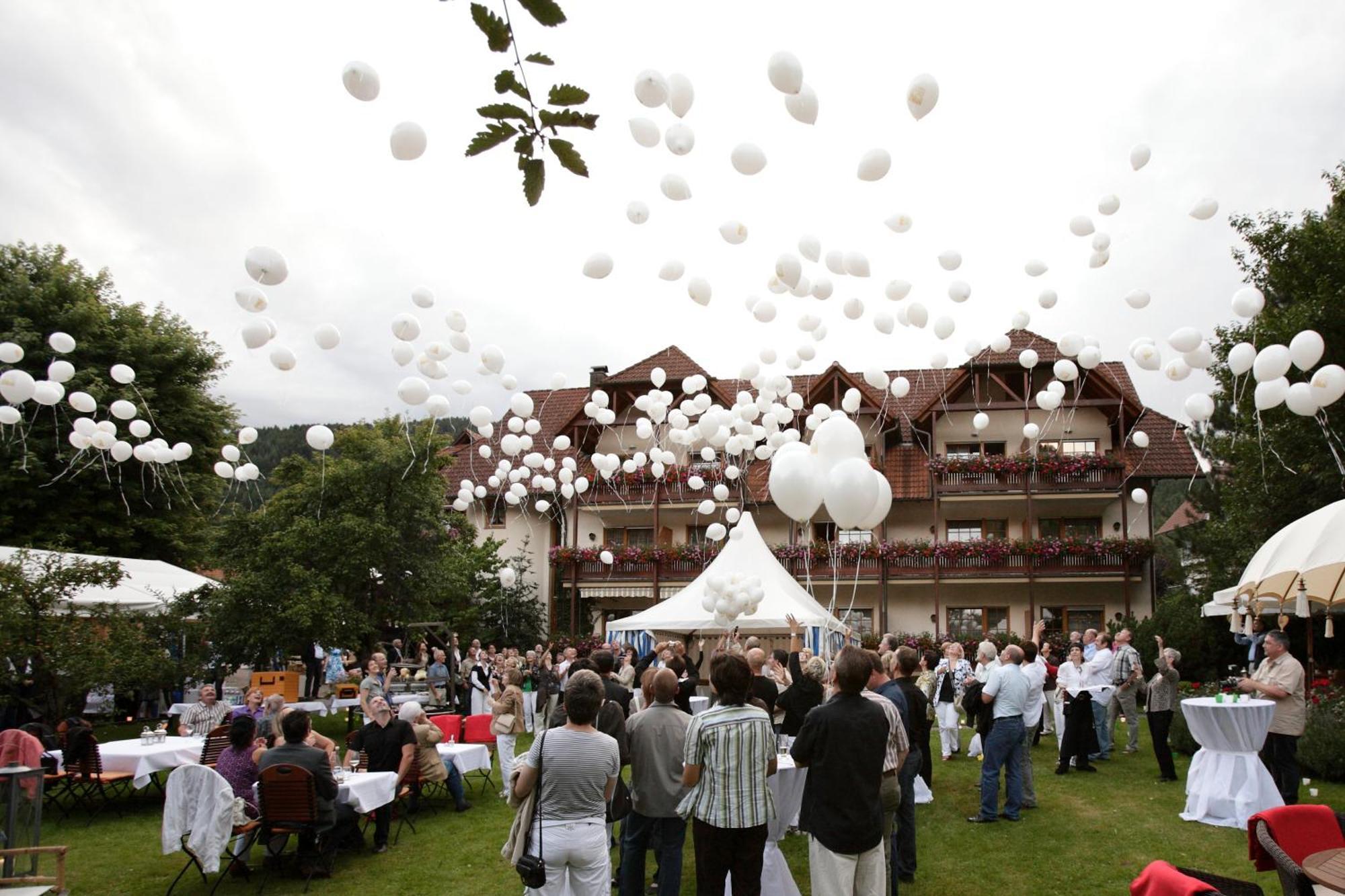 Landhotel Hirschen Oberwolfach Bagian luar foto